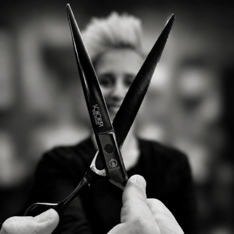 Anzelle, barber and founder of Anzelle by Die Stoel